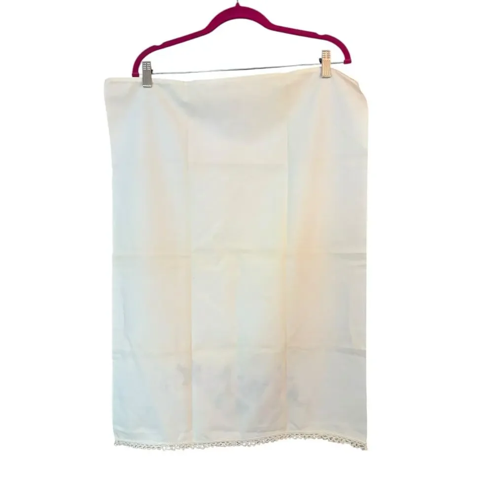 Vintage Embroidered Pillowcase Standard Sz White Cotton Chic Shabby Cottagecore